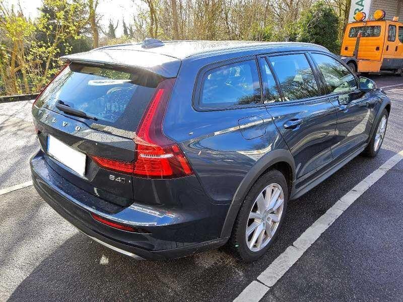 Volvo V60 Cross Country (09.2018->) DE - Kb5 B4 (Diesel) AWD EU6d, Plus Mild-Hybrid AWD (EURO 6d), 2022 - 2024 photo