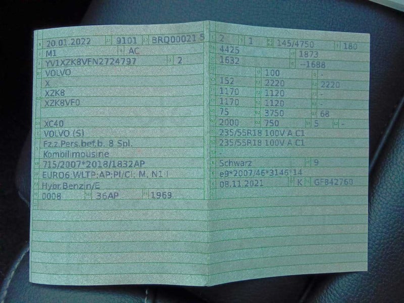 Volvo XC40 (2017->) DE - SUV5 B4 2WD EU6d, Inscription (EURO 6d), 2020 - 2022 photo