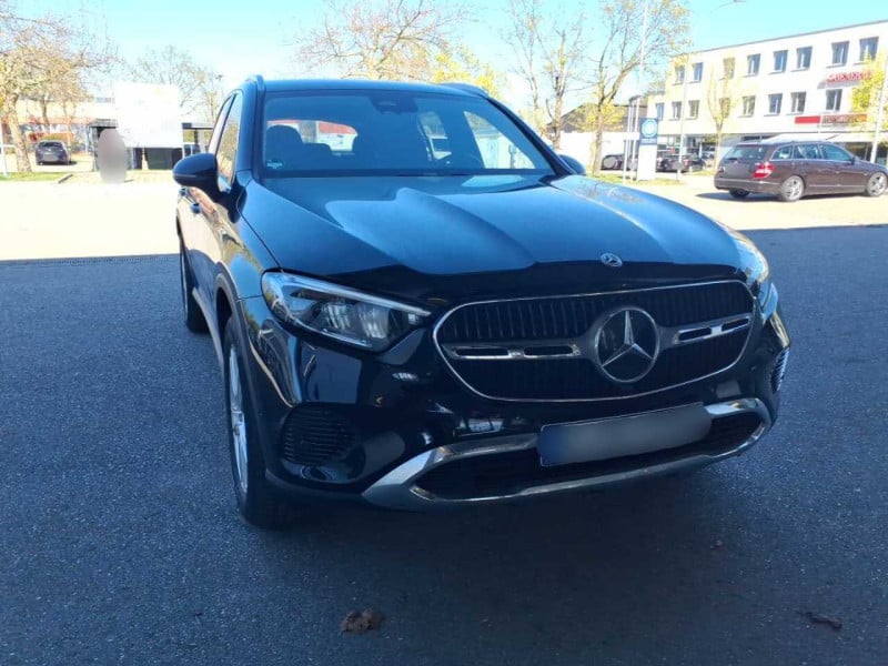 Mercedes-Benz GLC (BM 254)(06.2022->) DE - SUV5 GLC 200 EU6d, Avantgarde 4Matic (EURO 6d), 2022 - 2024