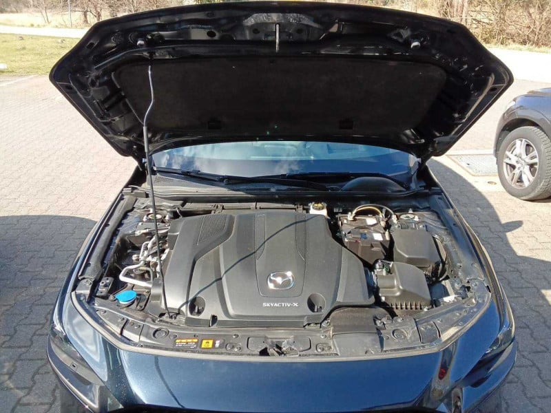 Mazda 3 Lim. 5-trg. (BP/BR)(01.2019->), 2.0 SKYACTIV-X M-Hybrid, OPF (EURO 6d), 2021 - 2023 photo
