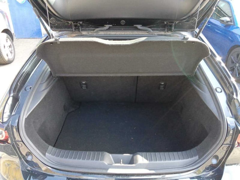 Mazda 3 Lim. 5-trg. (BP/BR)(01.2019->), 2.0 SKYACTIV-X M-Hybrid, OPF (EURO 6d), 2021 - 2023 photo