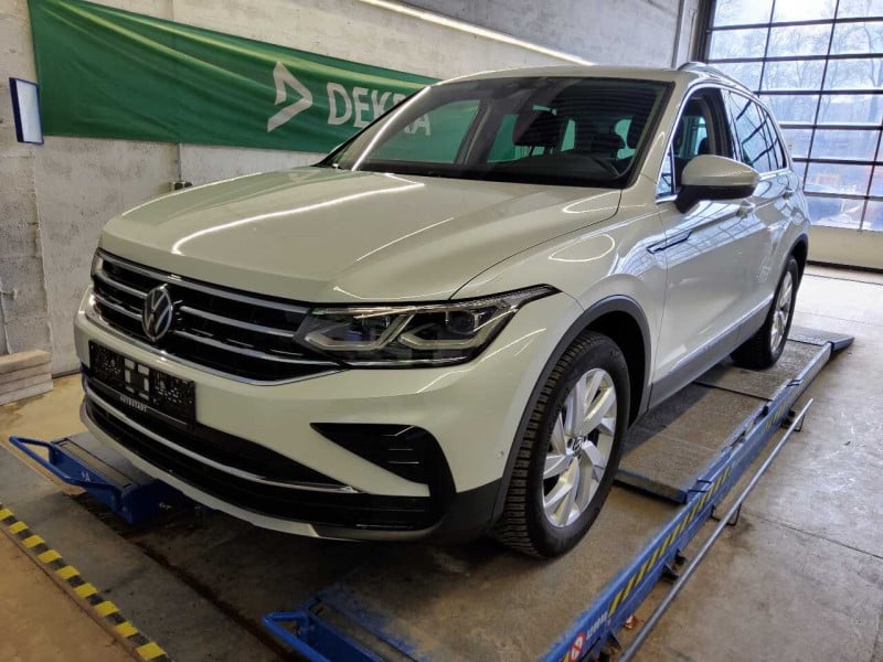 Volkswagen Tiguan (AX1)(07.2020->2024) DE - SUV5 1.5 TSI BMT/Start-Stopp EU6d, Elegance OPF (EURO 6d), (Facelift) 2020