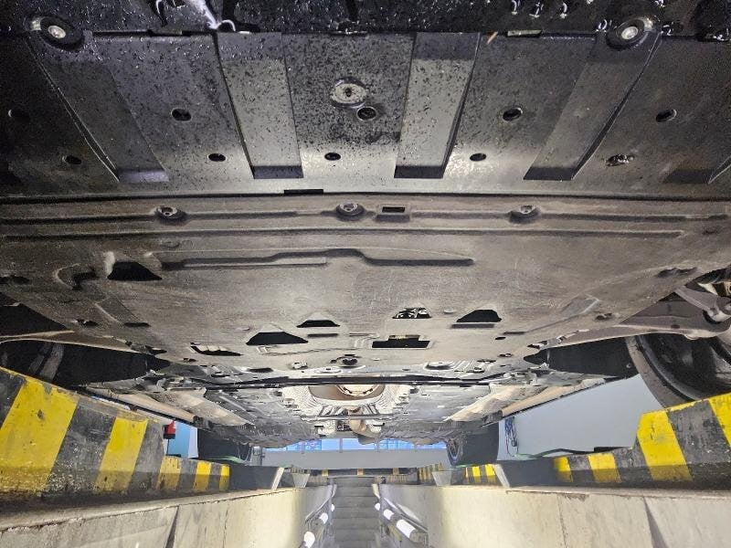 Volvo XC60 (03.2017->) DE - SUV5 B5 (Benzin) AWD EU6d, Ultimate Dark Mild-Hybrid (EURO 6d), (Facelift) photo