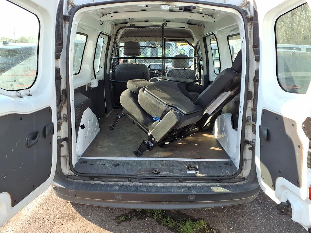 RENAULT KANGOO EXPRESS 1.5 BLUE DCI 95 MAXI CONFORT photo