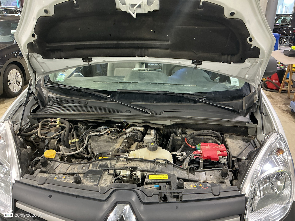 RENAULT KANGOO EXPRESS 1.5 BLUE DCI 95 MAXI CONFORT photo