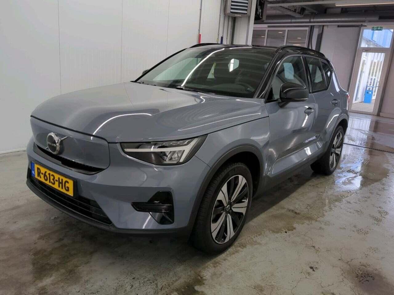 VOLVO XC40 Recharge Plus 70 kWh
