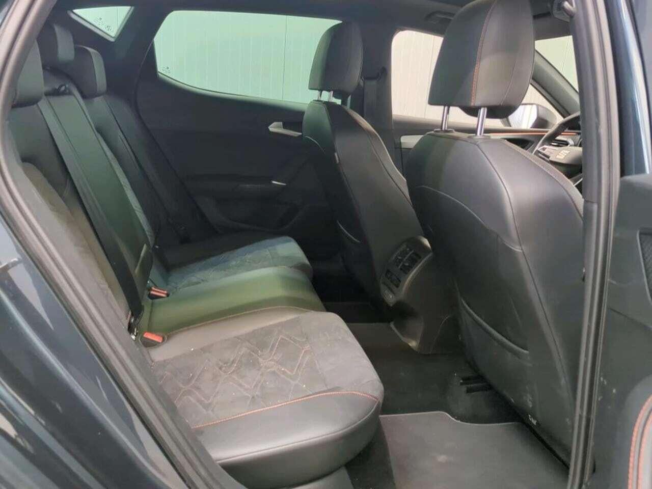 SEAT LEON 2.0 TDI FR photo