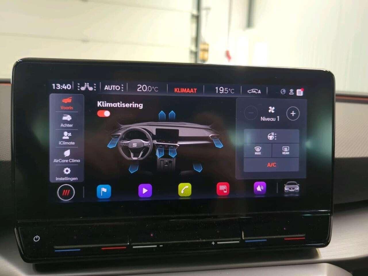 SEAT LEON 2.0 TDI FR photo