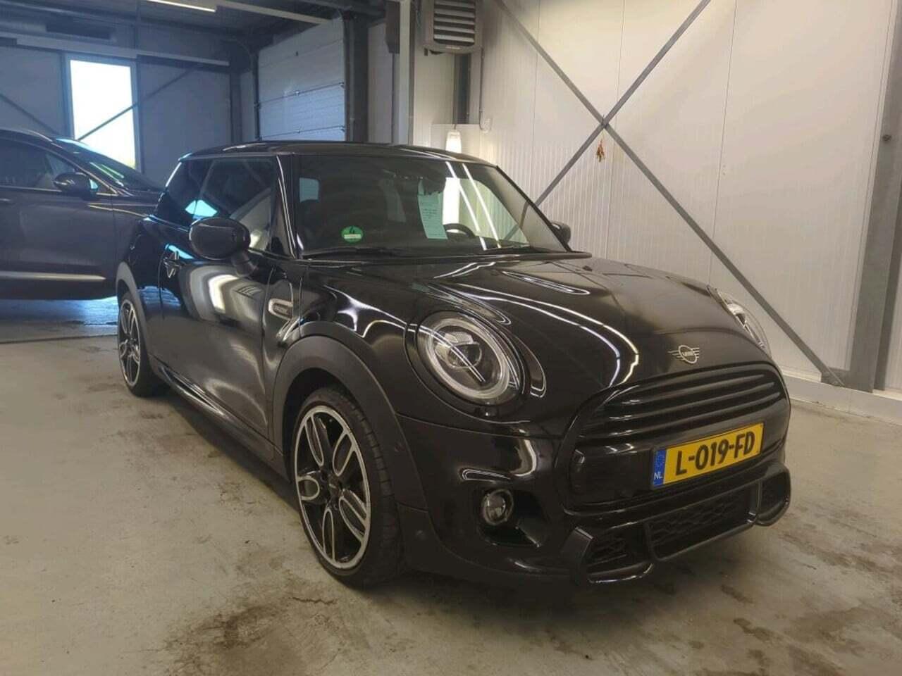 Mini Mini 1.5 Cooper JCW photo