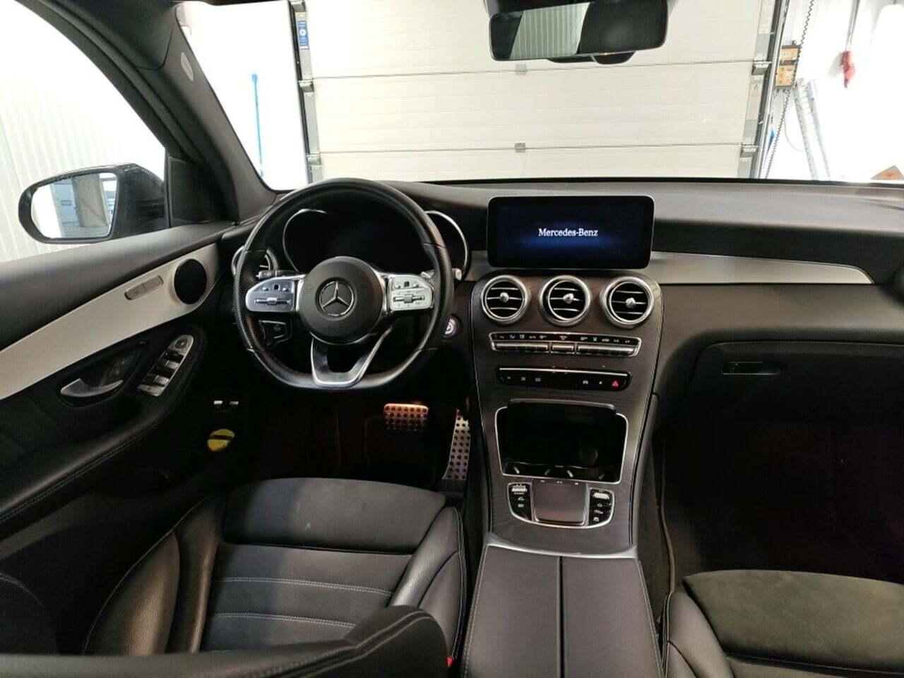 MERCEDES-BENZ GLC-Klasse 300e 4M Bns Sol. AMG photo