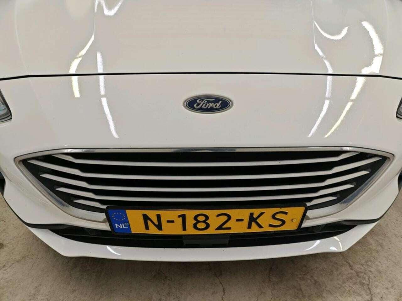 FORD Focus Wagon 1.0 EBH Tr Ed. bns photo