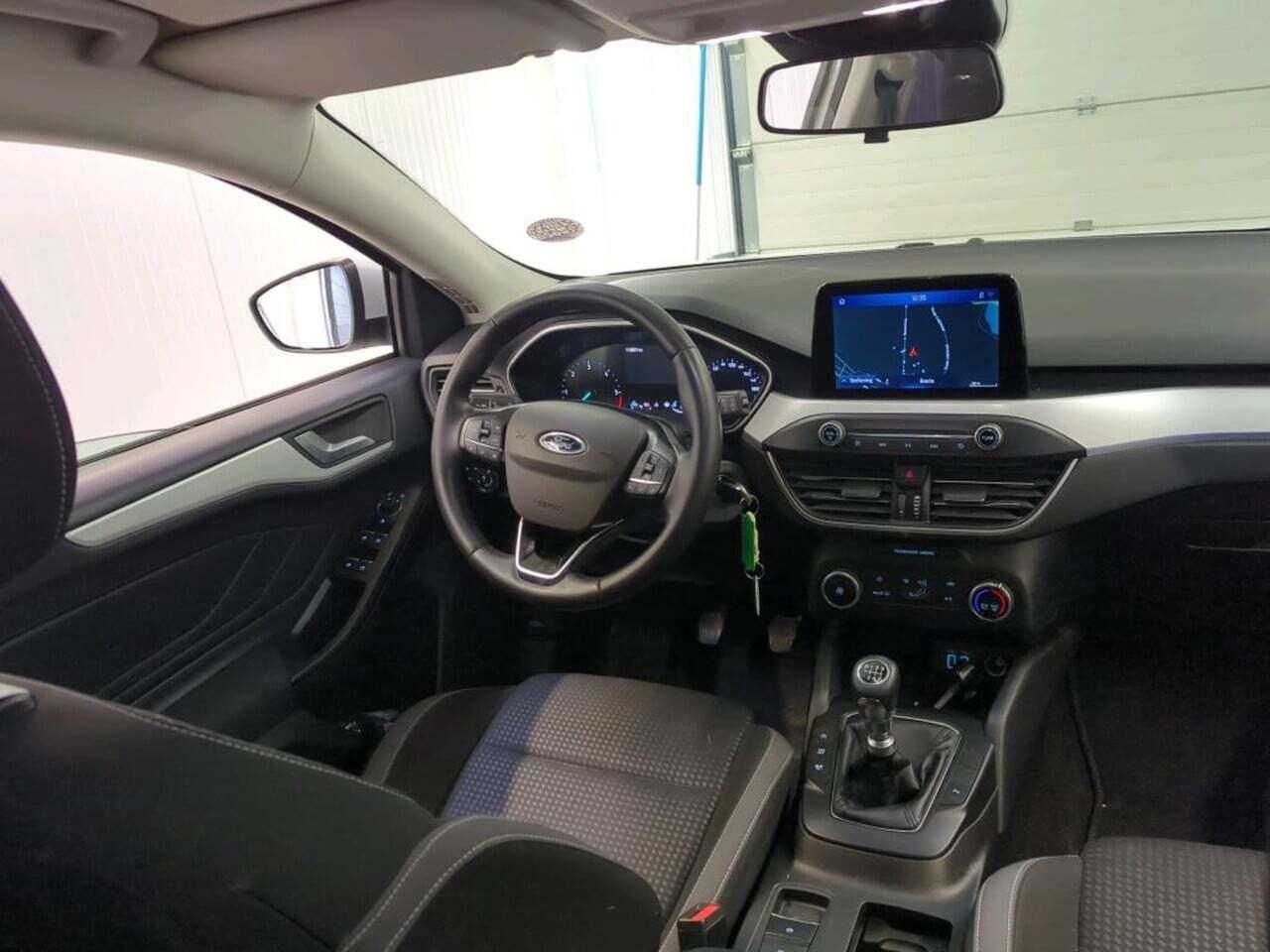 FORD Focus Wagon 1.5 EcoBlue Titanium X Busines photo