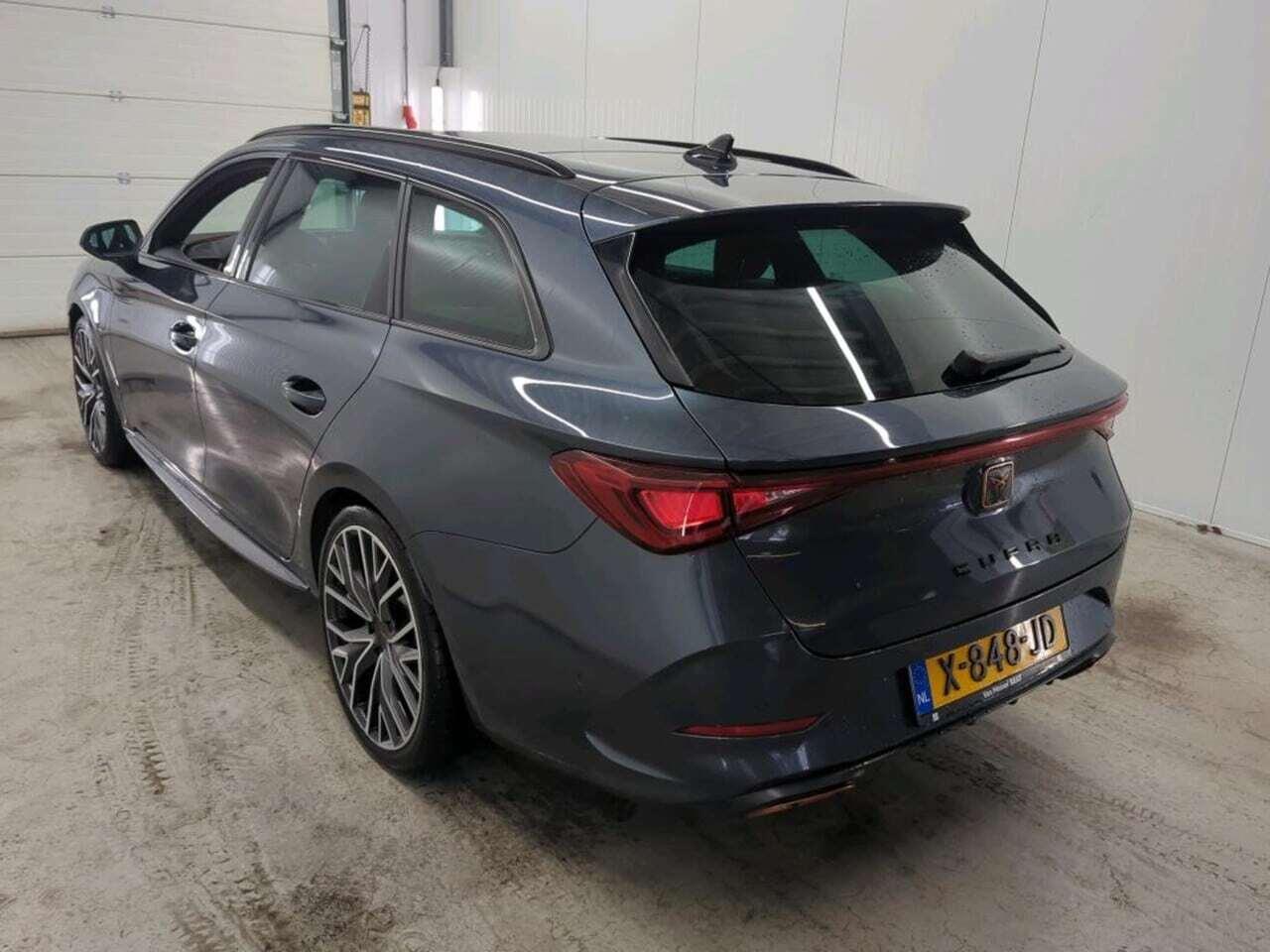 CUPRA Leon Sportstourer 1.4 e-Hybrid Perf. photo