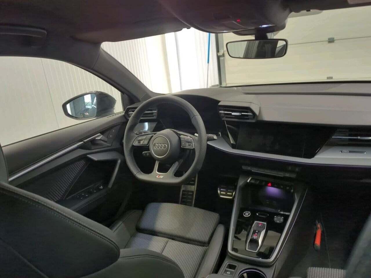 AUDI A3 Limousine 30 TFSI S edition photo