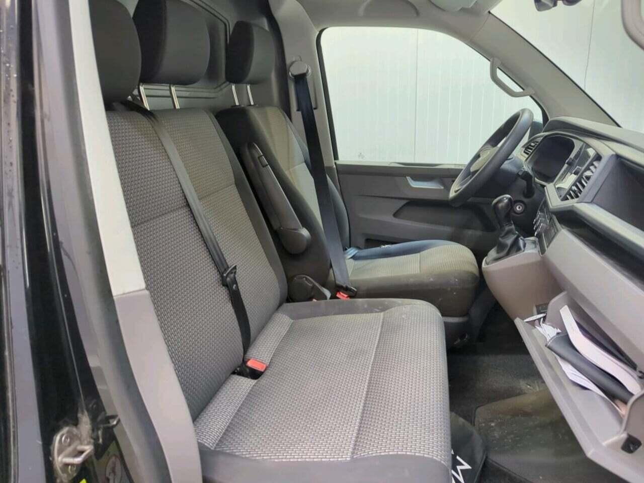 VOLKSWAGEN Transporter 2.0 TDI L1H1 Bu photo