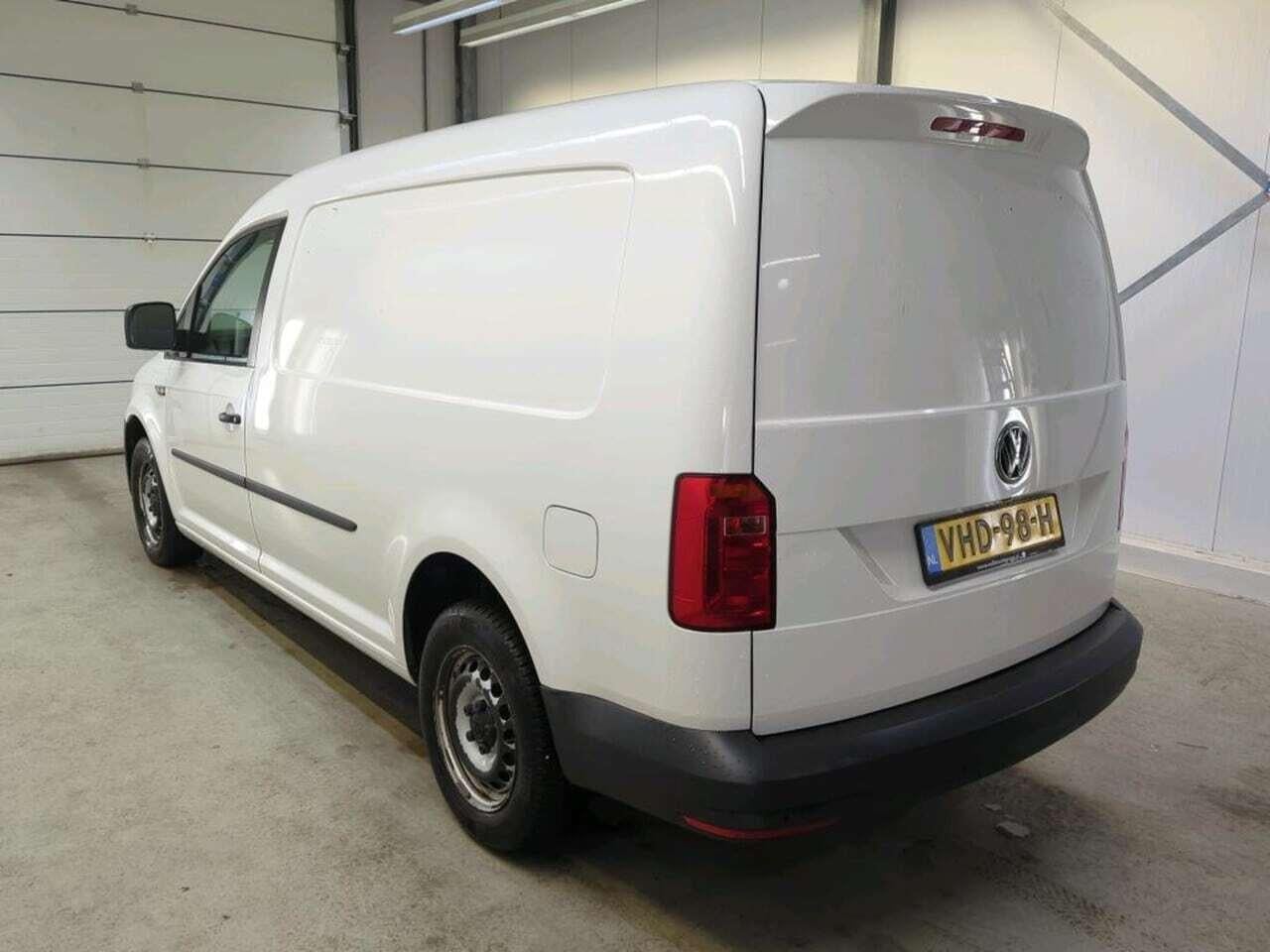 VOLKSWAGEN Caddy 2.0 TDI L2H1 BMT photo