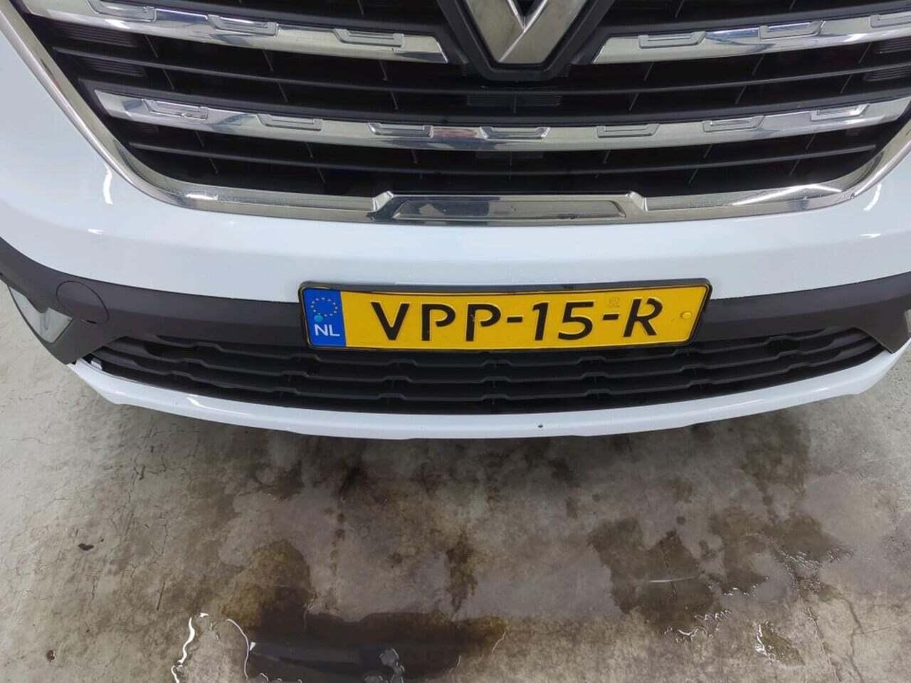 RENAULT Trafic 2.0 dCi T30 L2H1Work photo