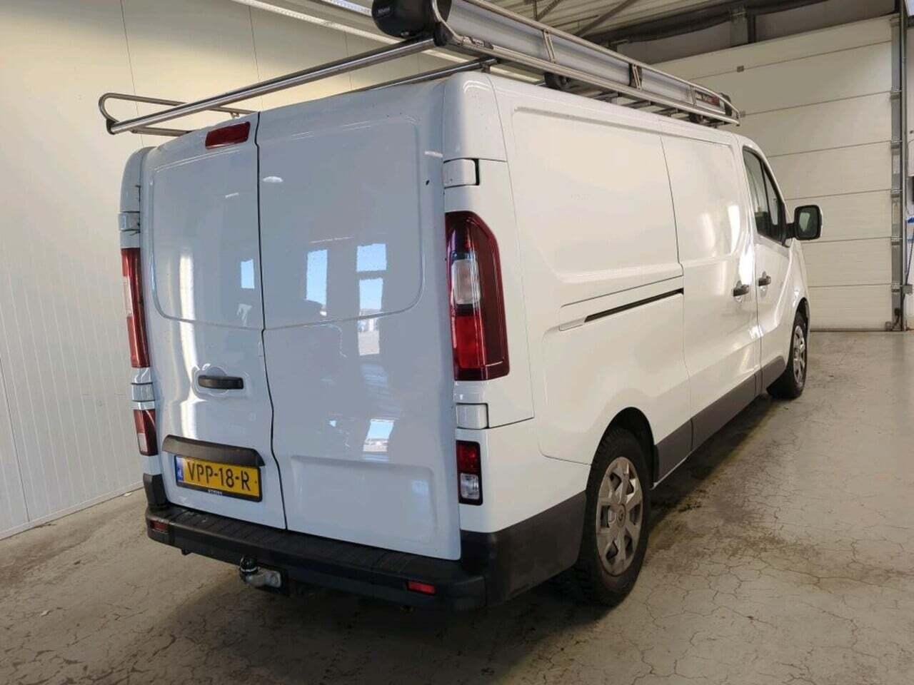 RENAULT Trafic 2.0 dCi T30 L2H1Work