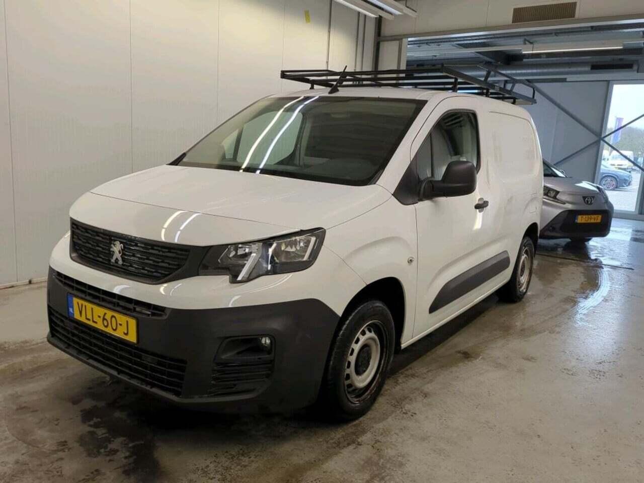 PEUGEOT Partner 1.5 BlueHDI Premium