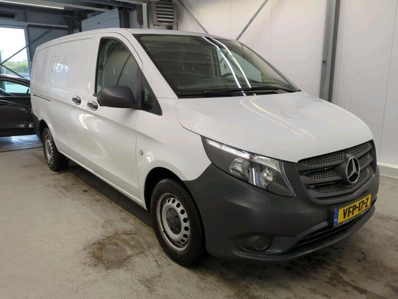 MERCEDES-BENZ Vito 111 CDI Lang photo