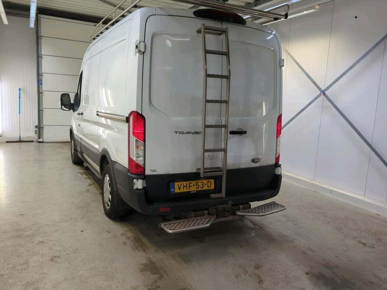 FORD Transit 350 2.0 TDCI L2H2 Tr photo