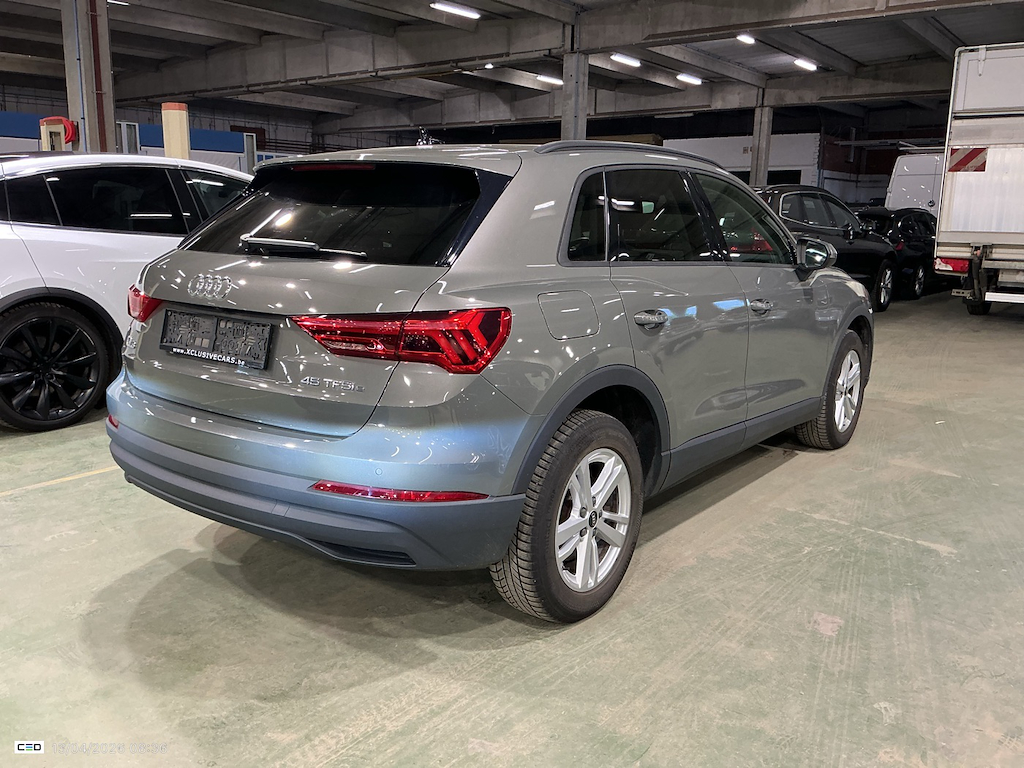 AUDI Q3 1.4 45 TFSI E S TRONIC photo