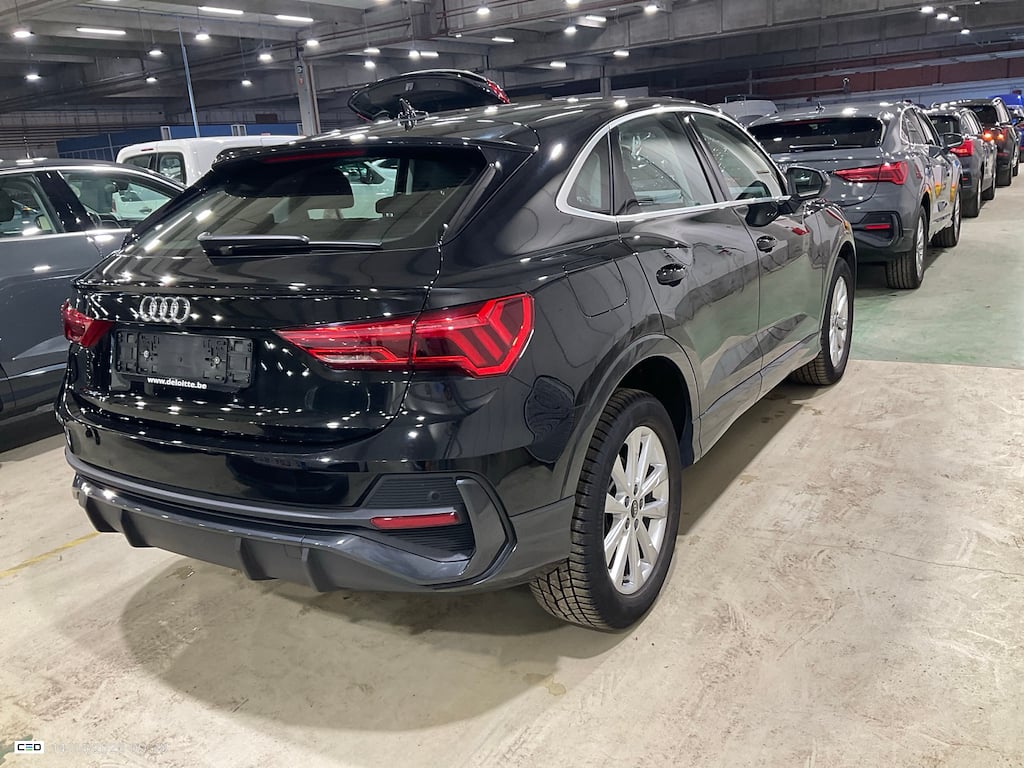 AUDI Q3 Sportback 1.4 45 TFSI E S TRONIC photo