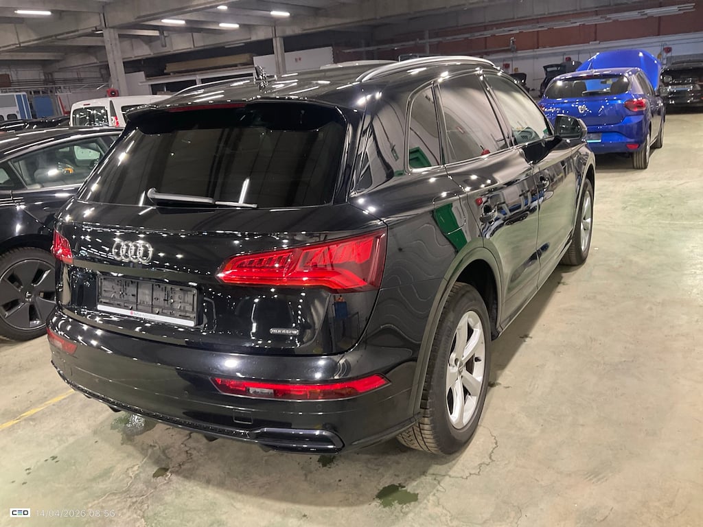 AUDI Q5 2.0 TDI 40 140KW S TRON. QUAT. B. ED. SP photo