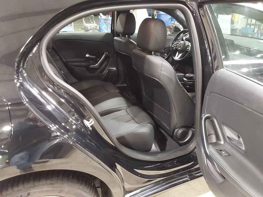 MERCEDES-BENZ A-CLASS 1.3 A 250 E DCT BUSINESS SOLUTION photo