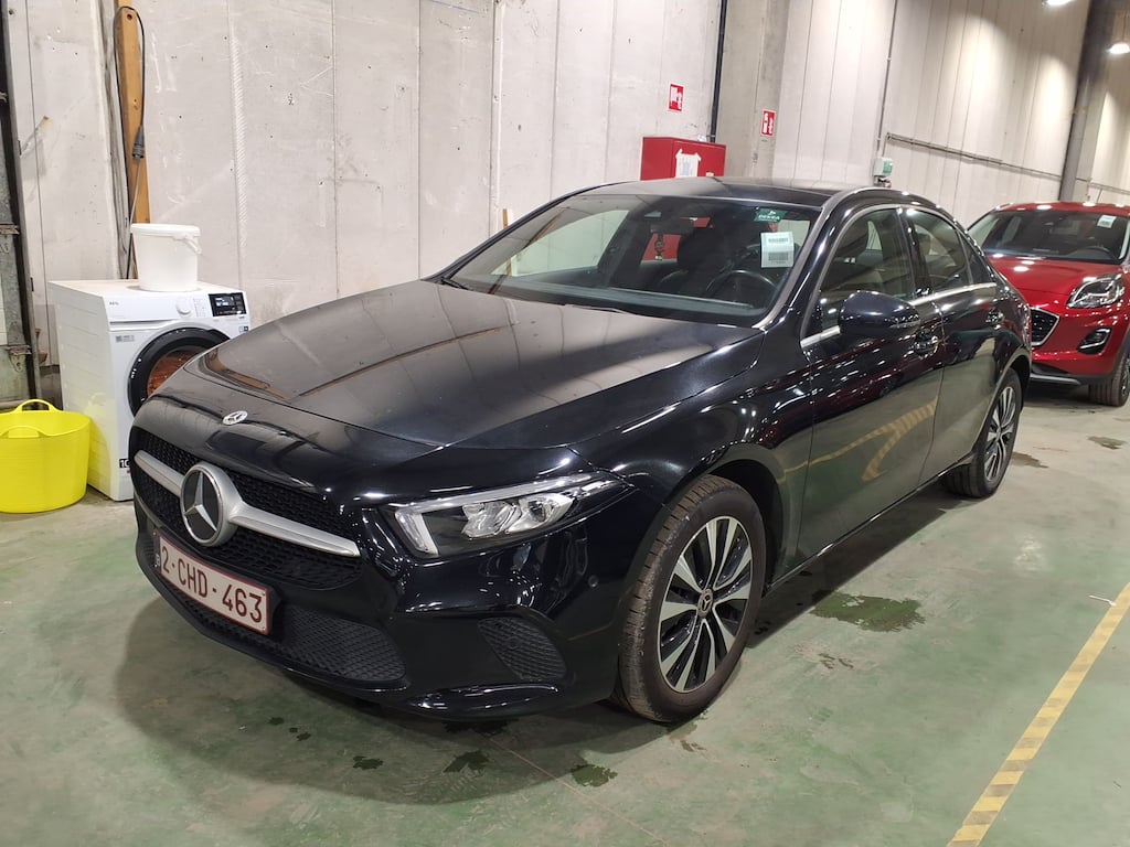 MERCEDES-BENZ A-CLASS LIMOUSINE 1.3 A 250 E BUSINESS SOLUTION DCT