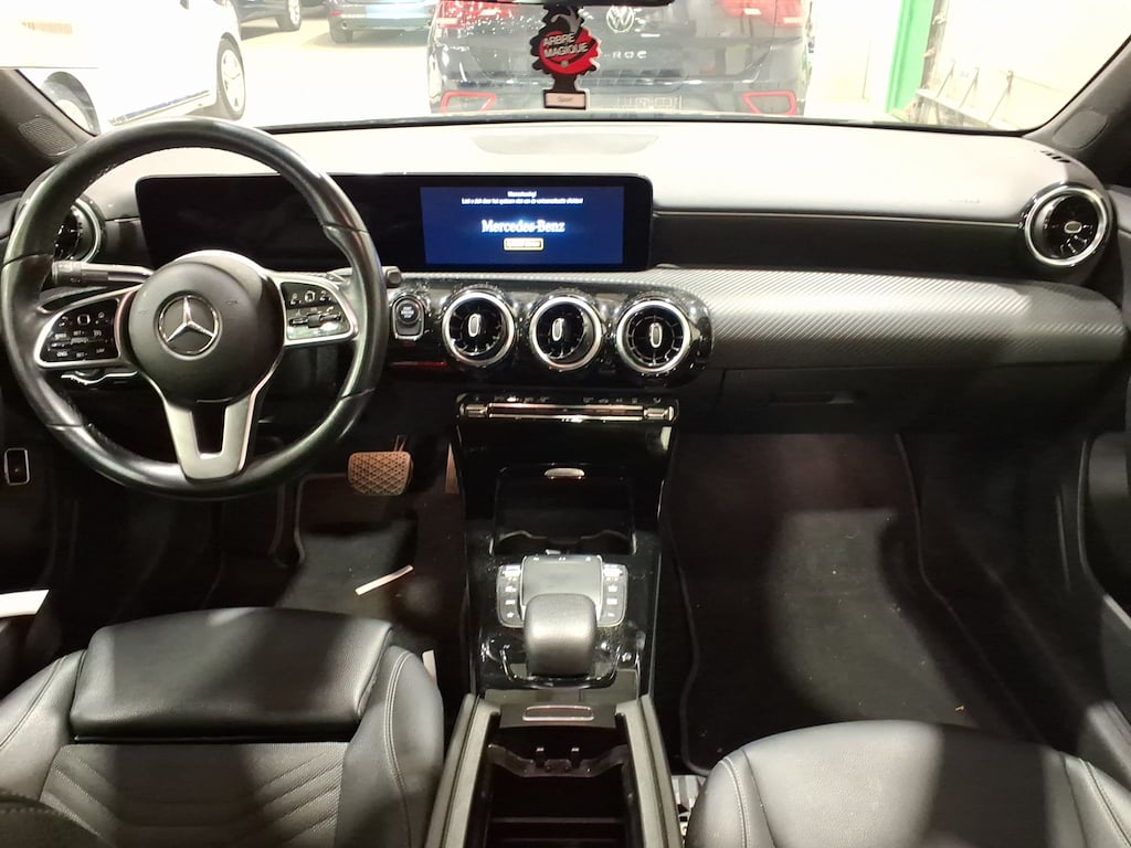 MERCEDES-BENZ A-CLASS LIMOUSINE 1.3 A 250 E BUSINESS SOLUTION DCT photo