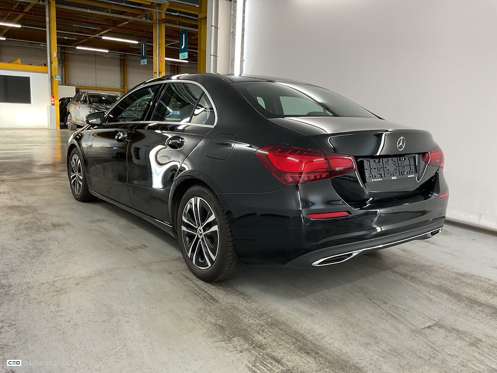 MERCEDES-BENZ A-CLASS LIMOUSINE 2.0 A 180 D BUSINESS LINE DCT photo