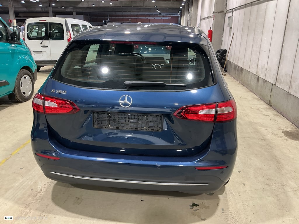 MERCEDES-BENZ B-CLASS 1.3 B 180 BUSINESS SOLUTION ESSENTIAL photo