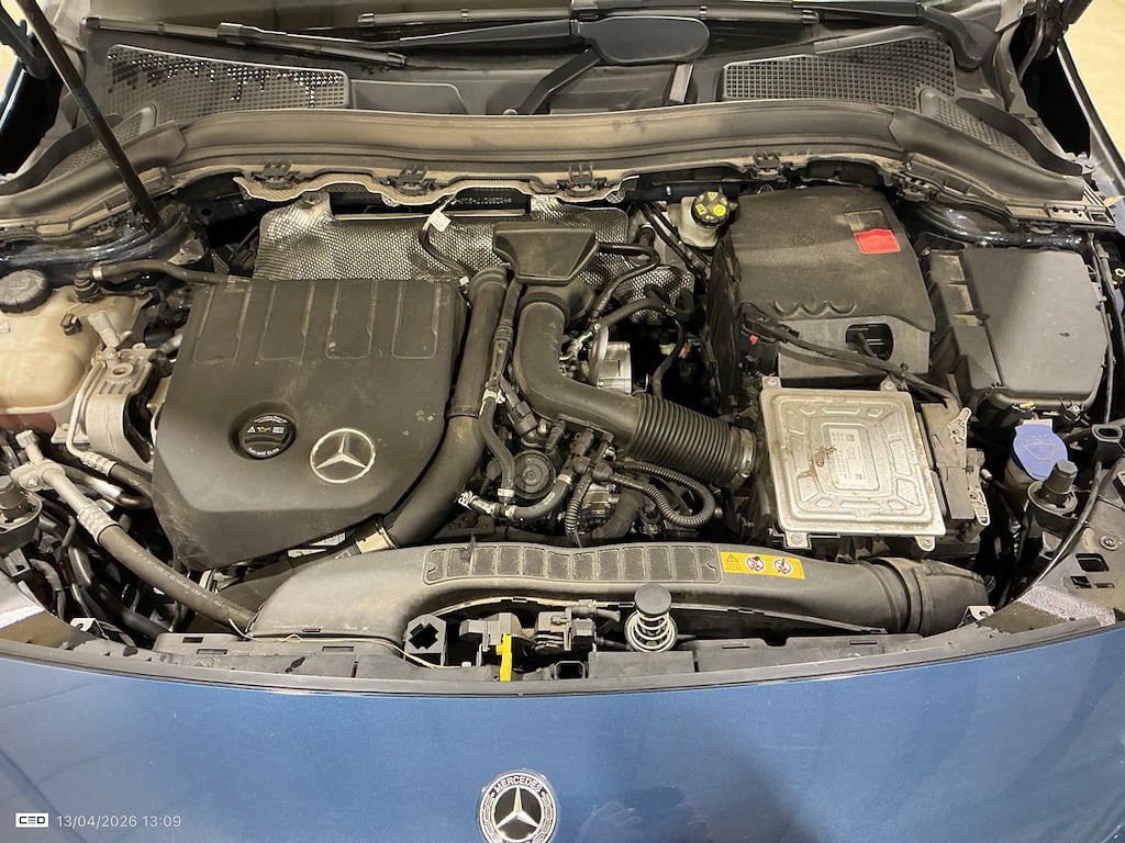 MERCEDES-BENZ B-CLASS 1.3 B 180 BUSINESS SOLUTION ESSENTIAL photo