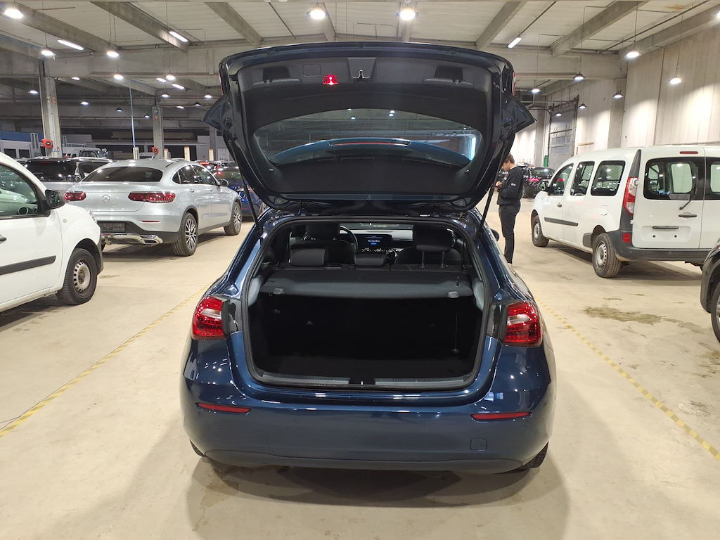 MERCEDES-BENZ CLASSE A DIESEL (W177) A 160 d Business Solution (EU6d-TEMP) photo