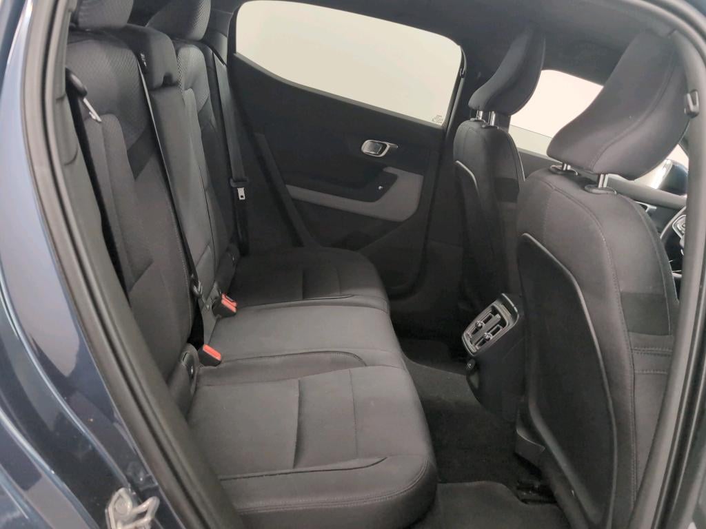 POLESTAR 2 BEV 64KWH SINGLE MOTOR STANDARD RANGE photo