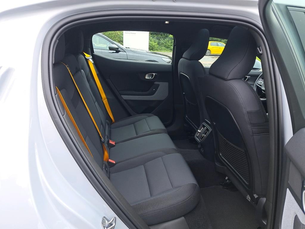 POLESTAR POLESTAR 2 78 kWh Dual Motor Launch photo