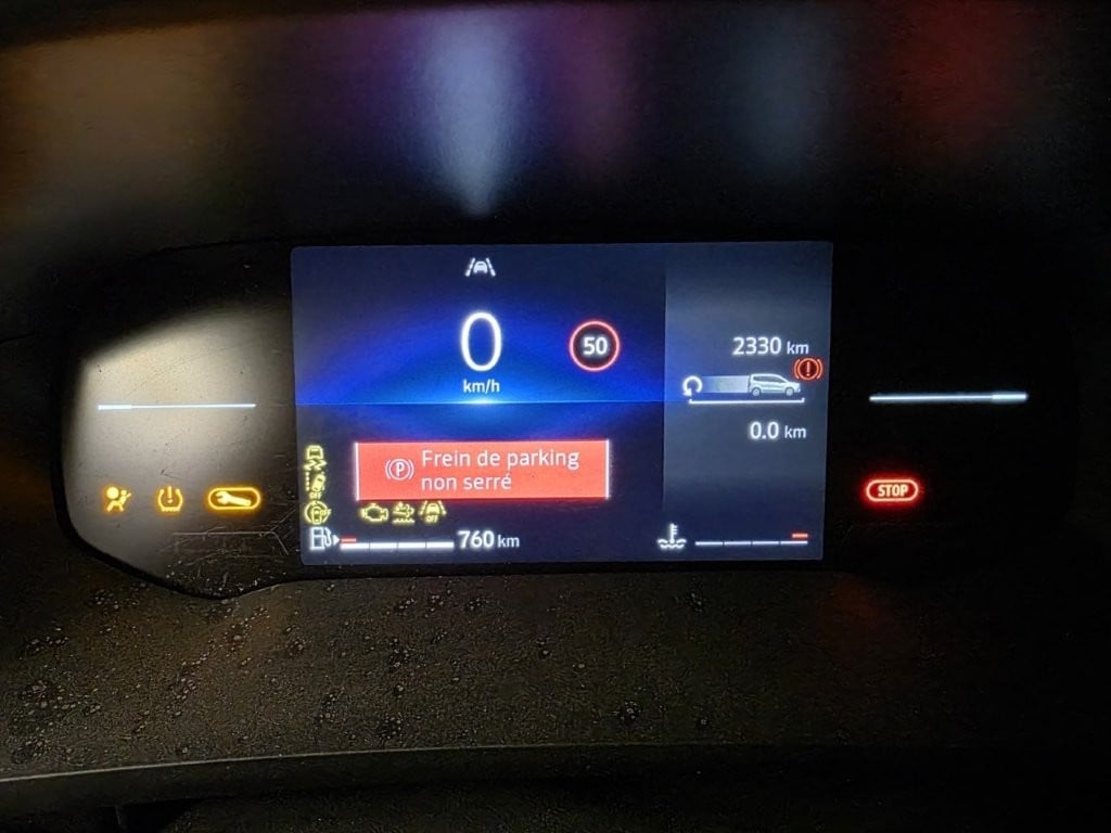 Renault Kangoo Van L2 95 pk EDC DC BPost !!!  Damaged car !!! photo