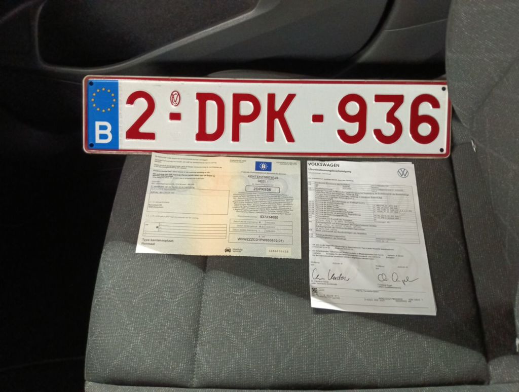 Volkswagen Golf VIII 1.0 eTSI 81kW Life DSG 5d photo