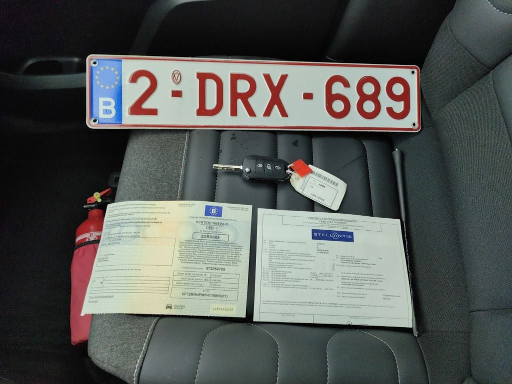 Citroën C3 Aircross 1.2 PureTech 110 S&S MAN6 Shine 5d photo