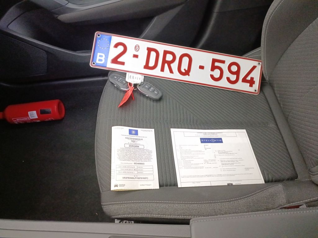 Peugeot 308 SW 1.2 PureTech 130 S&S Active Pack 5d photo