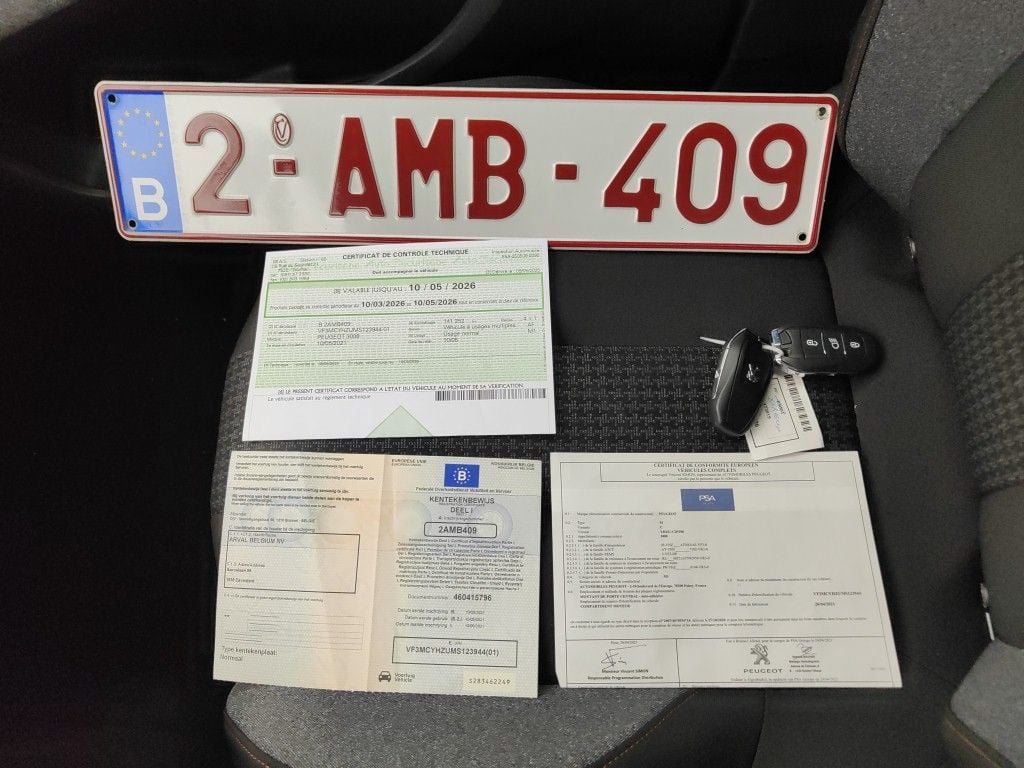 Peugeot 3008 1.5 BlueHDi 96kW S&S EAT8 Active Pack 5d photo