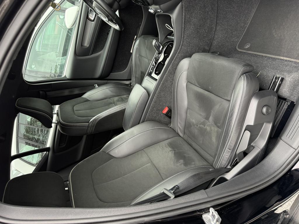 VOLVO XC40 1.5 T3 R-Design Geartronic photo