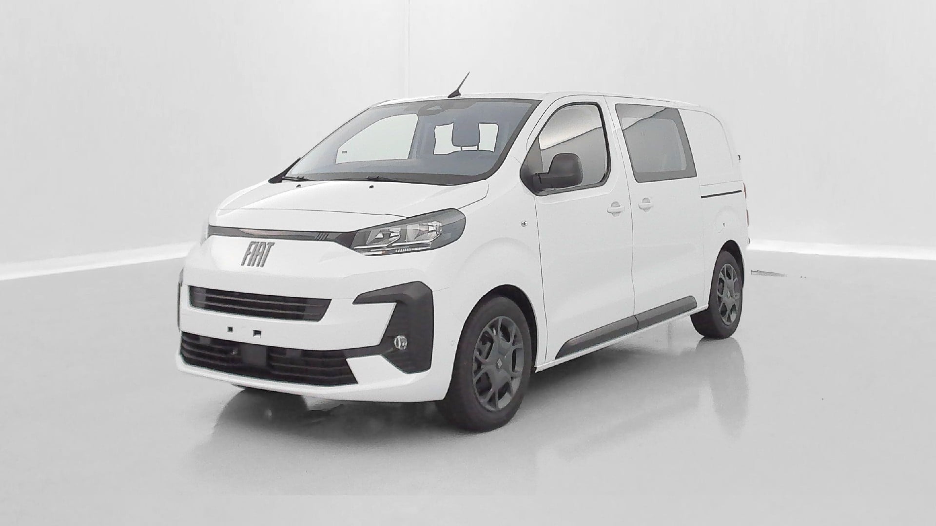 Fiat Scudo Pack Premium Connect 2.0 BlueHDi 180 ch photo