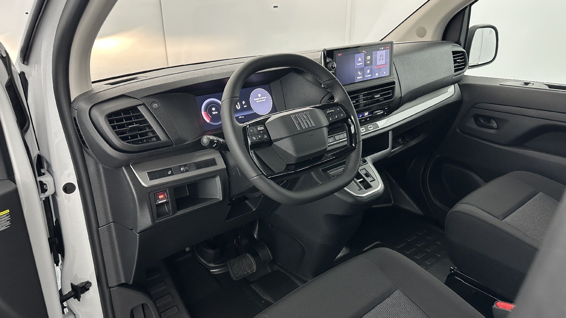 Fiat Scudo Pack Premium Connect 2.0 BlueHDi 180 ch photo