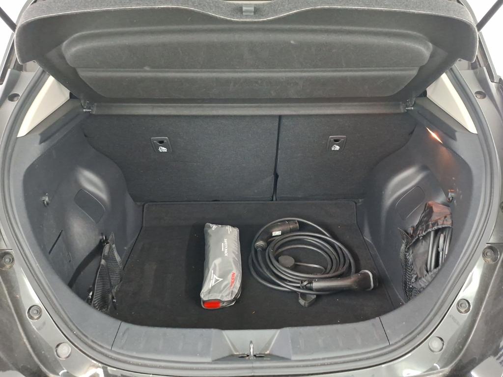 NISSAN LEAF N-CONNECTA 40kWh 5D uitlopend photo