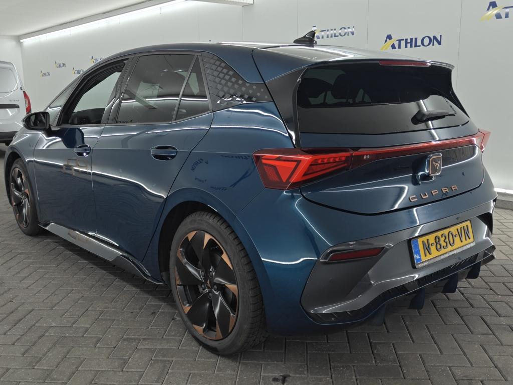 CUPRA Born 58kWh Performance One auto 5D 150kW photo