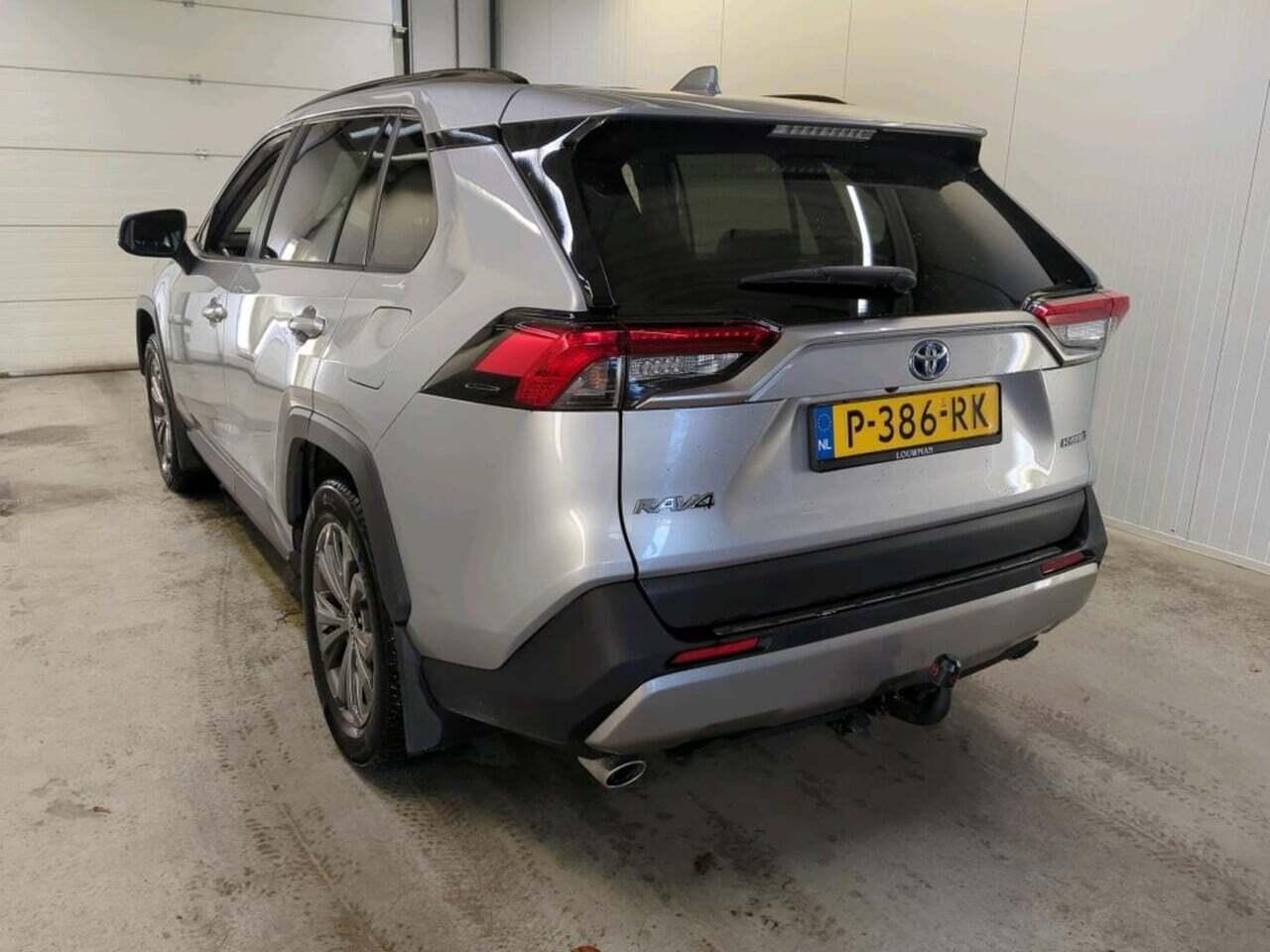 TOYOTA RAV4 2.5 Hybrid Bus Plus photo