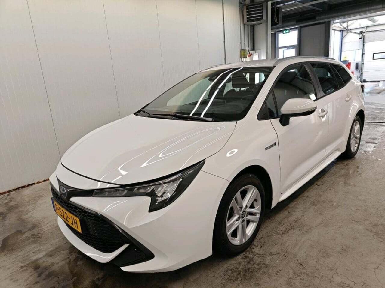 TOYOTA Corolla Touring Sports 1.8 Hybrid Business