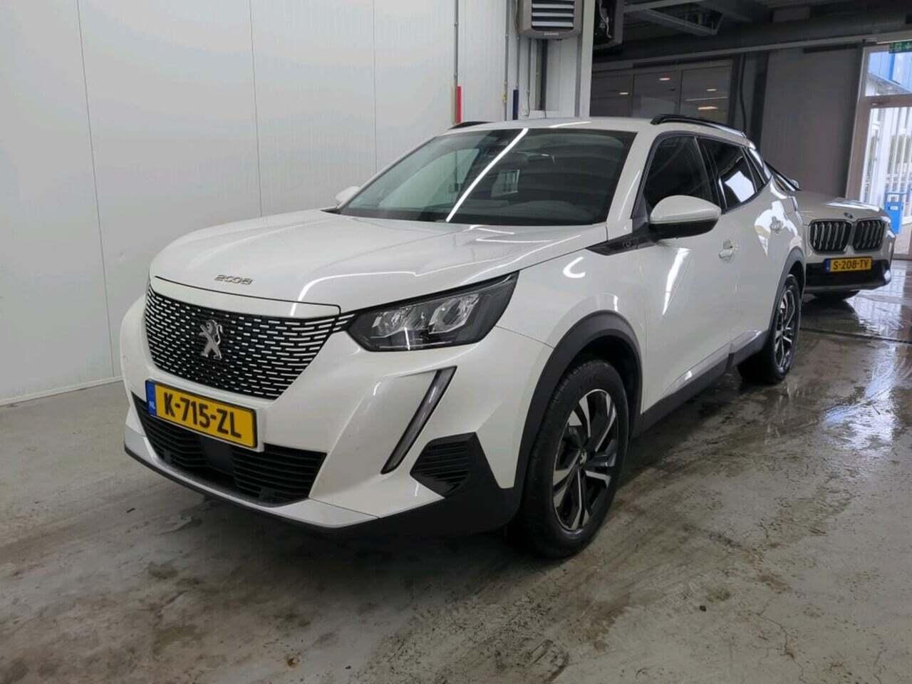 PEUGEOT e-2008 EV Allure 50 kWh